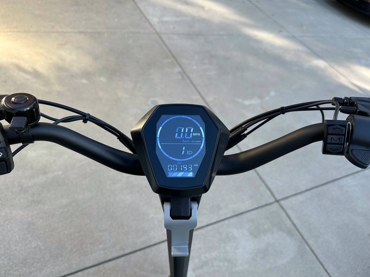 Apollo Scooter Review