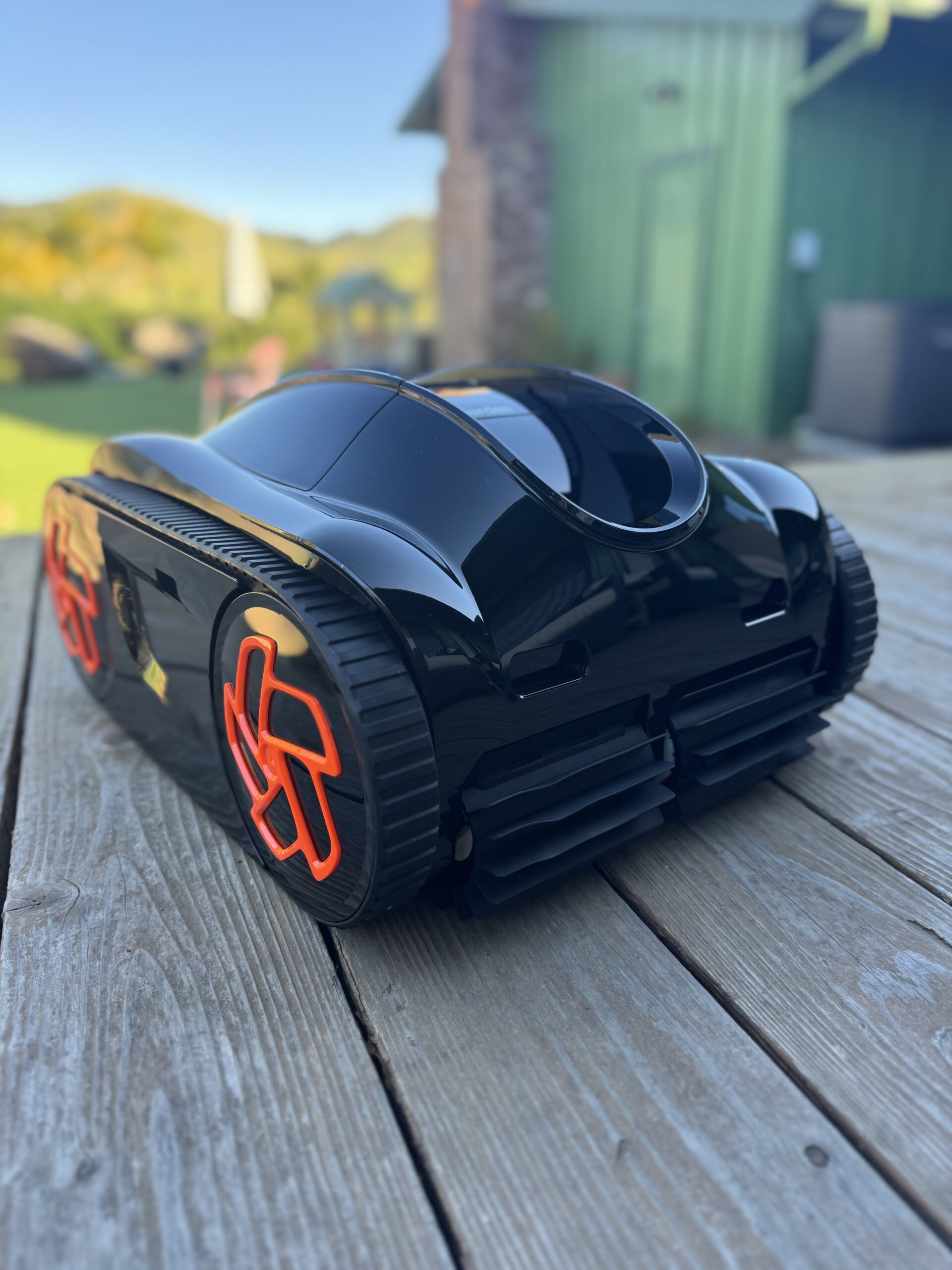 IMG 5095 iGarden Cordless Robotic Pool Cleaner K Series