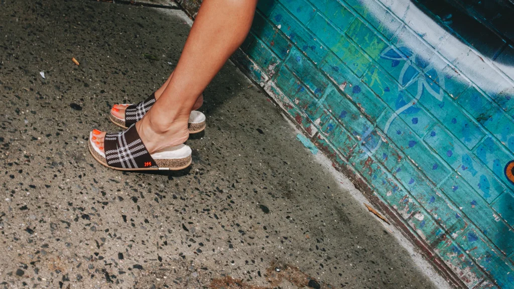 MESSAGE Footwear Review